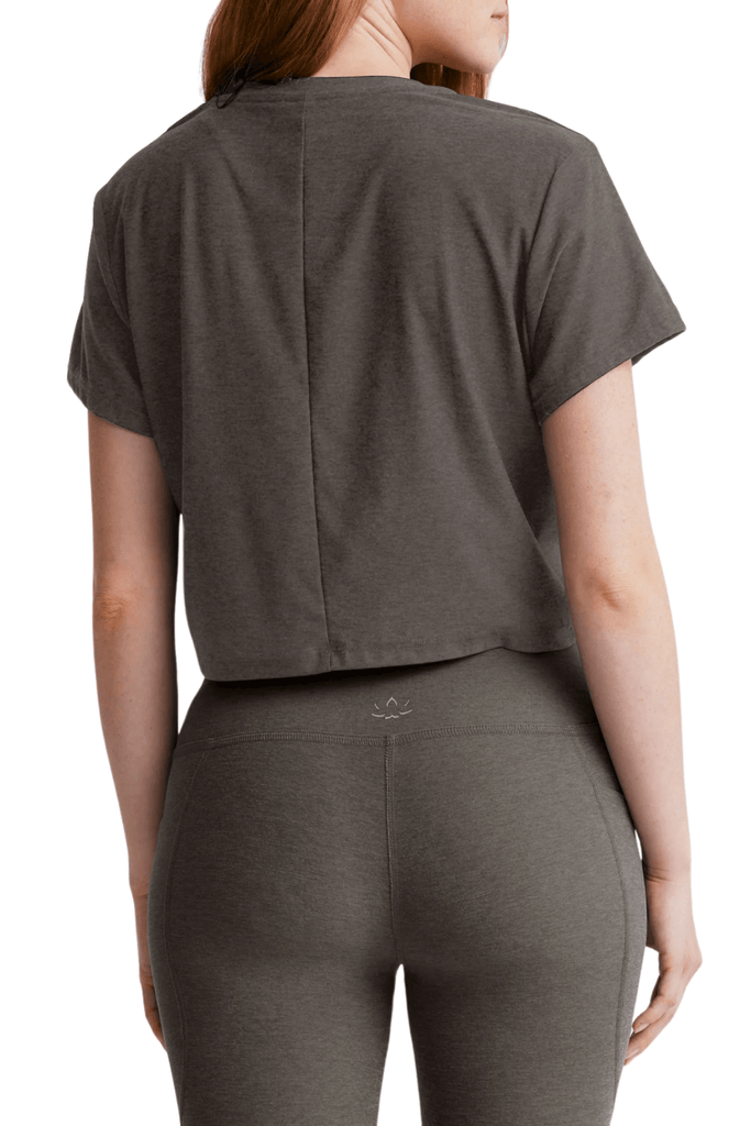 Beyond Yoga Featherweight Supreme Cropped Tee True Gray Heather