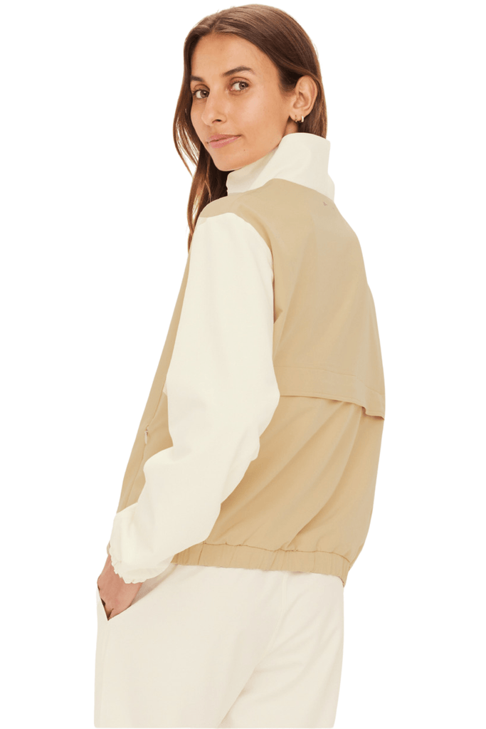 The Upside Mansi Dawson Run Jacket Creme